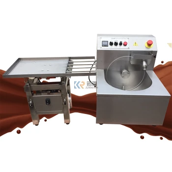 Elektrikli ısıtma çikolata erime tavası Kalıp Çikolata Tavlama Makinesi Elektrikli Paslanmaz Çelik karışımı Depolama Tankı Shaker