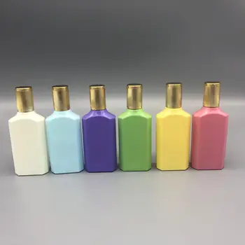 5 ADET 30ml High-end Parfüm Şişesi Renkli Metal Kapaklı Taşınabilir Parfüm Ayrı Cam Narin Kozmetik Sprey Doldurulabilir Şişeler