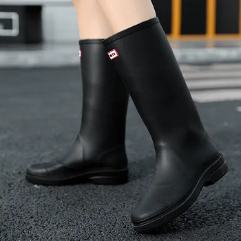 Yeni Kadın Diz-yüksek Kauçuk yağmur çizmeleri Uzun Boylu Su Geçirmez Kadın Rainboots su ayakkabısı kaymaz Wellies