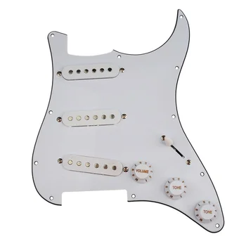 Beyaz Elektro Gitar Aksesuarları devre 3 Tek Bobin Yüklü Kablolu Pickguard SSS Düz Strat Stratocaster Parçaları