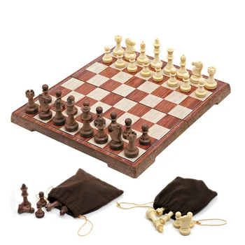 Plastik Satranç Seti Aile Kurulu Oyunu Manyetik Satranç Pices Satranç Oyunu Taşınabilir Katlanır Satranç Tahtası Plastik Satranç Adamı