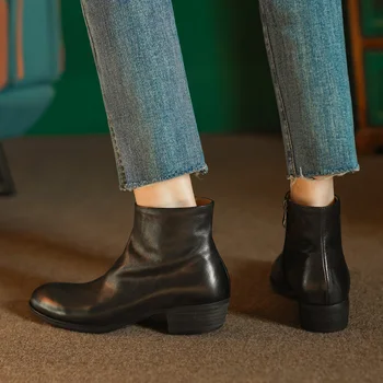 Temel Tarzı yarım çizmeler Kış Ayakkabı Kadın Yuvarlak Ayak Retro İnek Derisi bayan ayakkabıları İlkbahar Sonbahar Botas Katı Basit Çizmeler