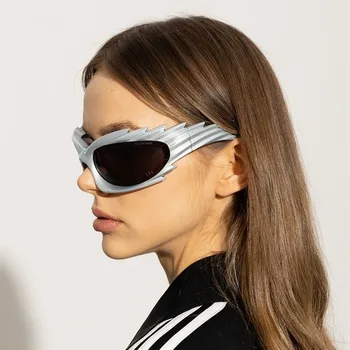 Yeni Y2K Spor Punk Güneş Kadınlar Marka Tasarımcısı Kare Gözlüğü Erkekler Lüks güneş gözlüğü UV400 Renkli Ayna Moda Gözlük