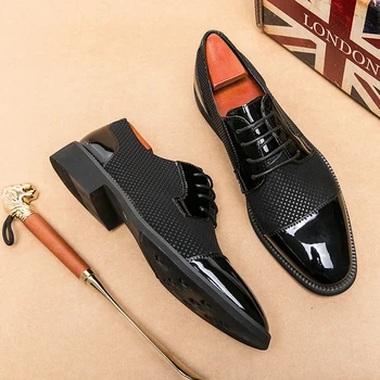 Yeni Moda Patent Deri Oxford Erkek Elbise Ayakkabı Resmi İş Dantel-up Sivri Ofis deri ayakkabı Zarif Erkek Elbise Ayakkabı