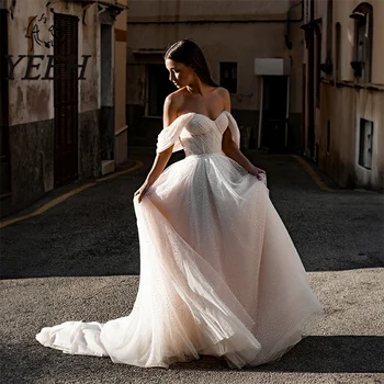 YEEH Off-omuz düğün elbisesi Dantelli Sevgiliye Boyun Çizgisi gelin kıyafeti Basit Tül Mahkemesi Tren Vestido De Noiva Gelin için