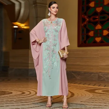 Işlemeli Pelerin Müslüman Elbise Yarasa Kollu Kadın Abaya Zarif Dubai Türkiye Arapça İslam Giyim O-Boyun Kaftan Müslüman Elbiseler