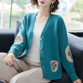 Moda Baskılı Eklenmiş Düğme Cepler Hırka Kazak kadın Giyim 2023 Sonbahar Kış Yeni Gevşek Kore Üstleri